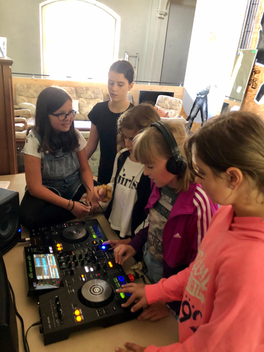 DJ Workshop für Mädchen